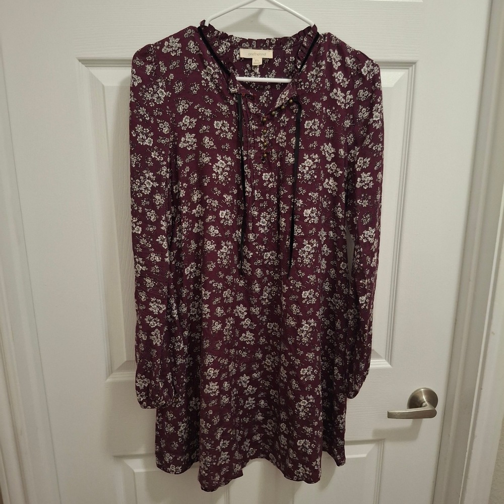 Onetheland Women Maroon Floral Cotton Henley Dress Long Sleeve Ruffle‎ Neck M